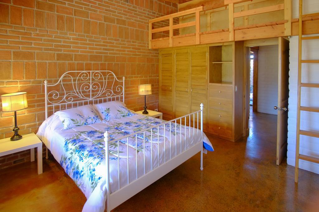 瓜达鲁佩镇Rancho El Rossinyol别墅 外观 照片