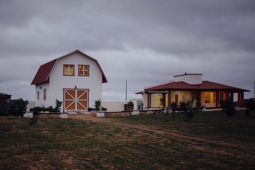瓜达鲁佩镇Rancho El Rossinyol别墅 外观 照片